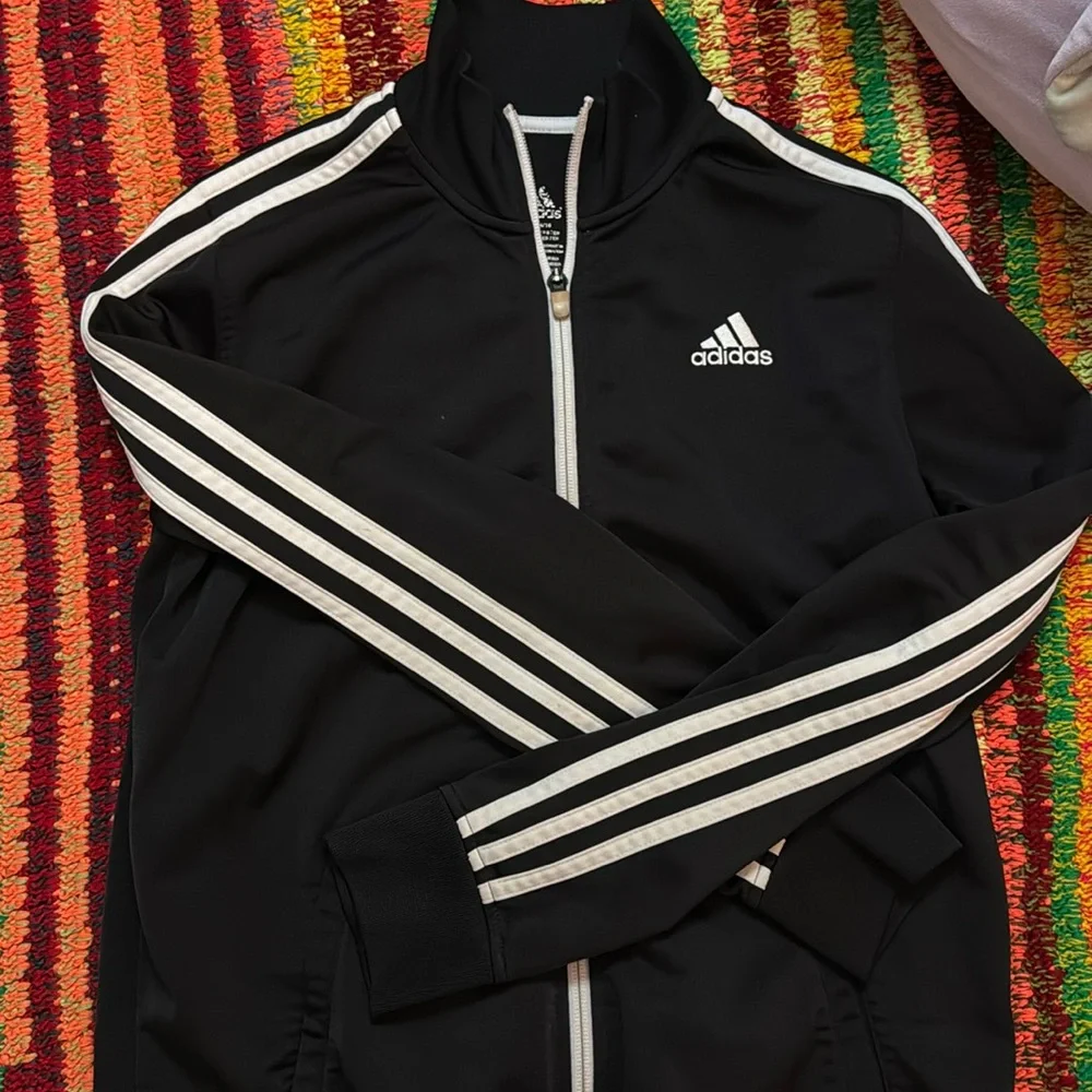 Adidas sweater - Picture 1 of 2